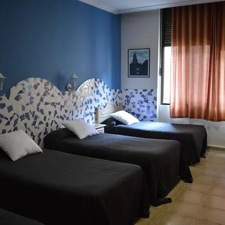 オスタル タルテッソス ゲストハウス *